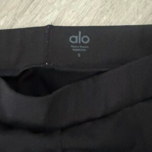 ALO Yoga Black Leggings